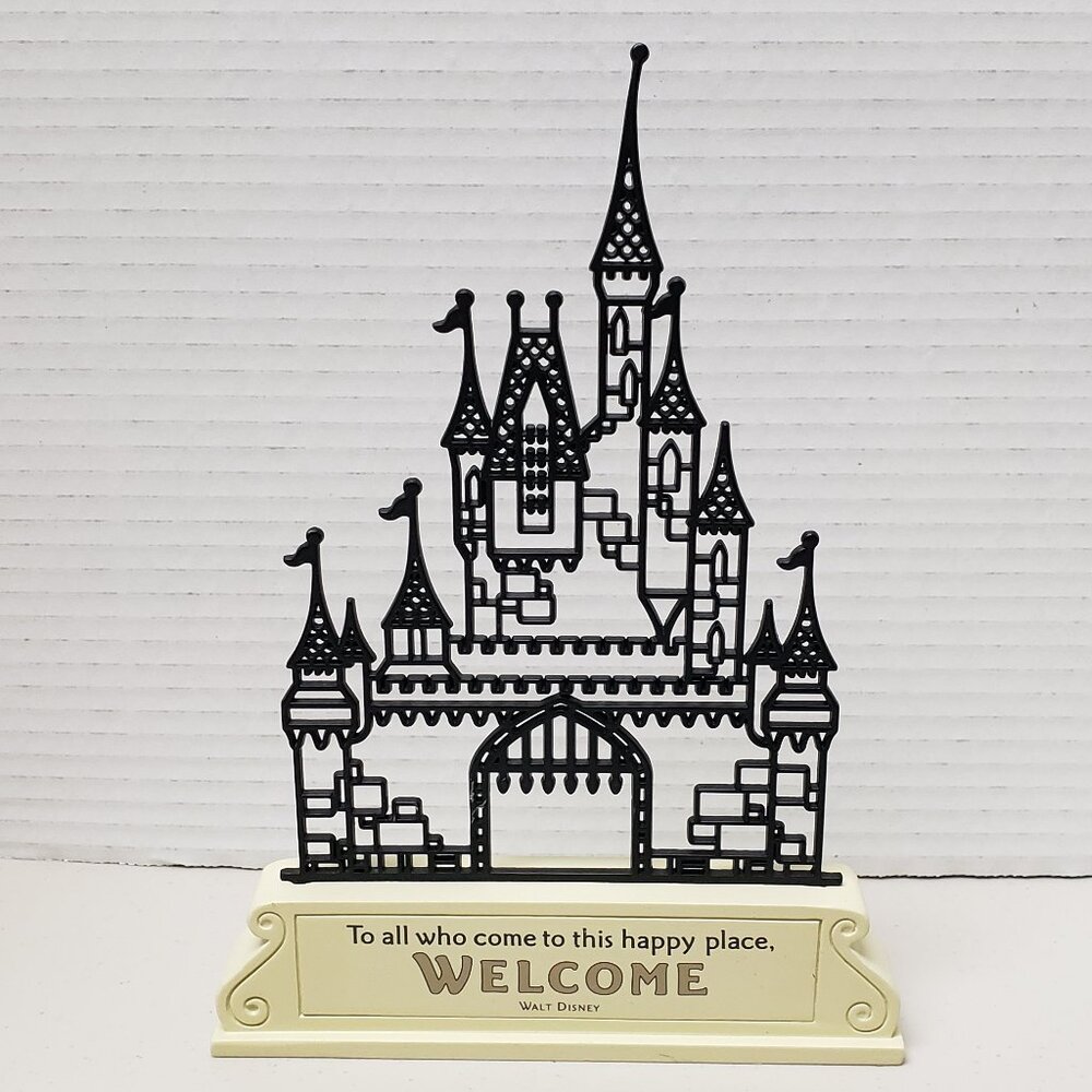 Disney Hallmark Castle Silhouette Welcome Décor